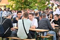 On 14 May 2022, Hochschule Düsseldorf – University of Applied Sciences (HSD) could finally celebrate its 50th anniversary – and the response exceeded everything all organisers had hoped for: Several thousand people came to celebrate during the day and well into the night, creating a unique atmosphere on campus and enjoying wonderful weather.